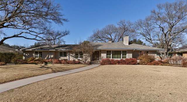 Photo of 6715 Lakeshore Dr, Dallas, TX 75214
