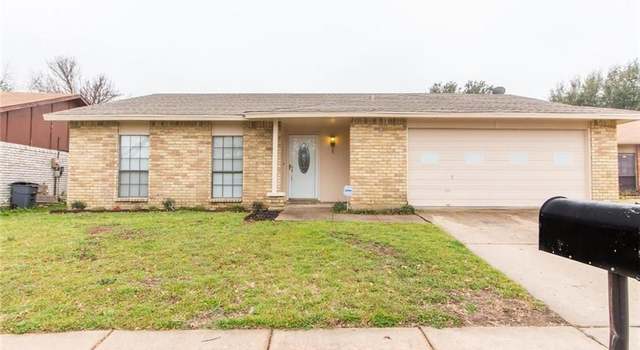 Photo of 7616 Four Winds Dr, Fort Worth, TX 76133