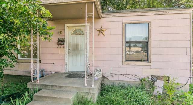 Photo of 2100 N Riverside Dr, Fort Worth, TX 76111
