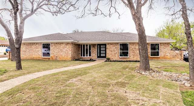 Photo of 1408 Wade Dr, Bedford, TX 76022