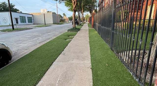 Photo of 1015 W Bluff St, Fort Worth, TX 76102