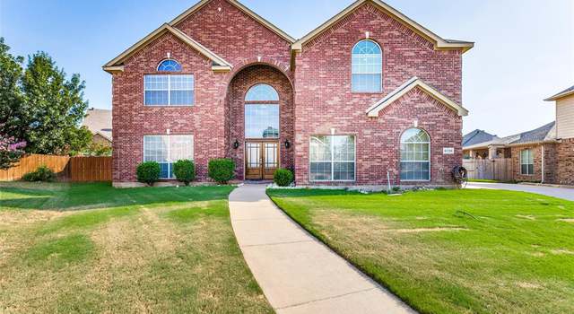 Photo of 8720 Windblow Ct, Fort Worth, TX 76123