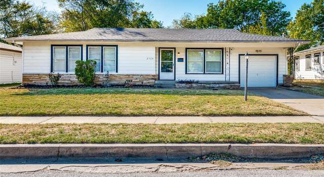 Photo of 2724 Hunter St, Fort Worth, TX 76112