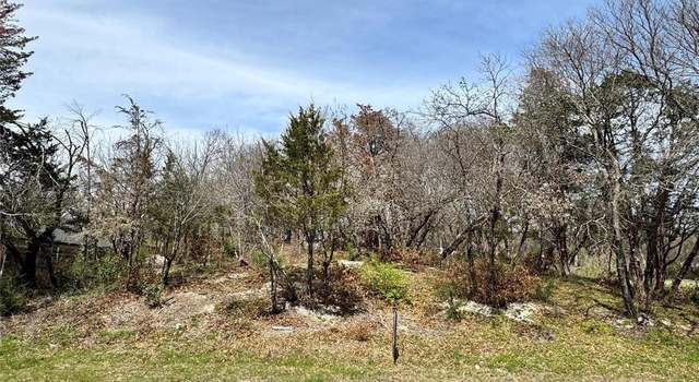 Photo of 6827 Lacywood Ln, Dallas, TX 75227