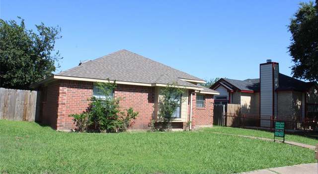 Photo of 204002 Cochise Dr, Balch Springs, TX 75180
