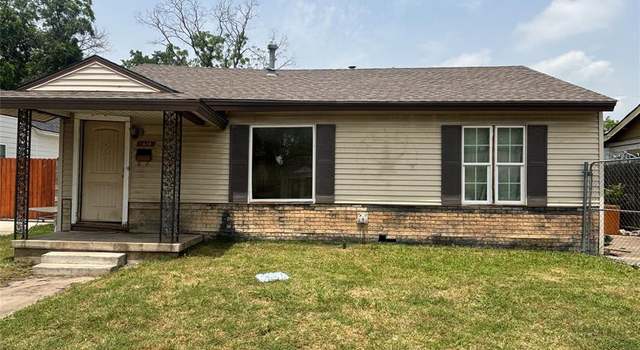 Photo of 1618 Hickory St, Grand Prairie, TX 75050