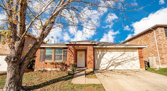 Photo of 1713 Baxter Springs Dr, Fort Worth, TX 76247
