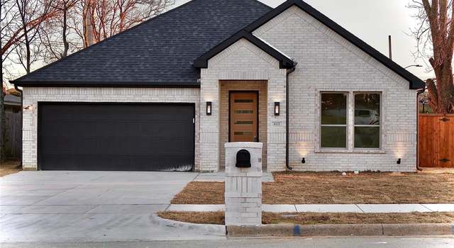 Photo of 612 W Lovers Ln, Arlington, TX 76010