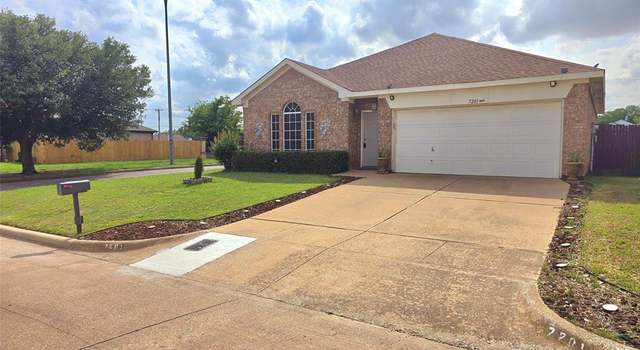 Property at 7201 Park Creek Cir W, Fort Worth, TX 76137, 3 beds, 2 baths
