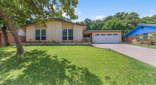 Photo of 24 Somerset Ter, Bedford, TX 76022