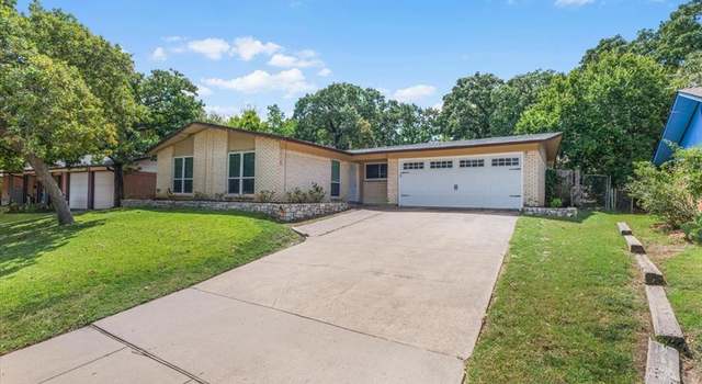 Photo of 24 Somerset Ter, Bedford, TX 76022