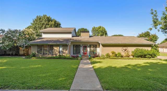 Photo of 1325 Shores Cir, Rockwall, TX 75087
