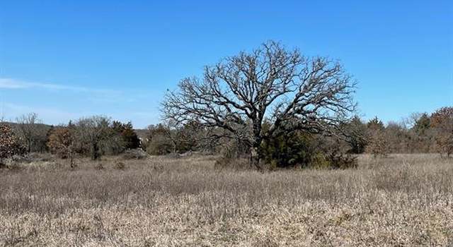 Photo of 342 Trailride Ln, Nocona, TX 76255