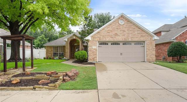 Photo of 5853 Echo Bluff Dr, Haltom City, TX 76137