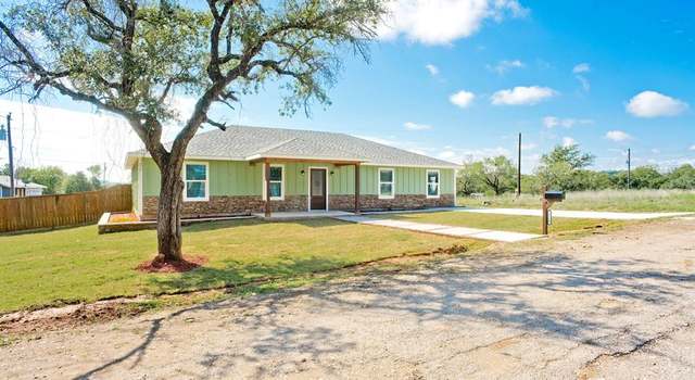 Photo of 3719 Washington Trl, Granbury, TX 76048