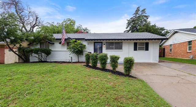 Photo of 3241 Earle Dr, Haltom City, TX 76117