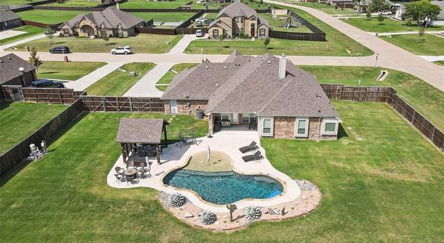 Photo of 8870 Etta Ct, Waxahachie, TX 75167