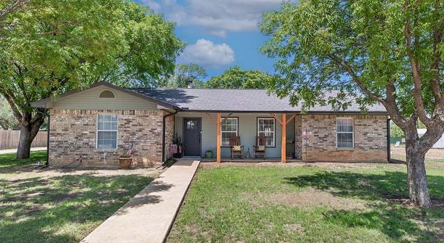 Photo of 108 Bruce St, Brady, TX 76825