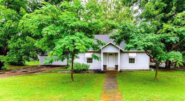 Photo of 409 S College Dr, Keene, TX 76059
