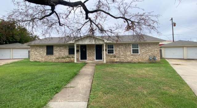 Photo of 2525 Normont Cir, Fort Worth, TX 76103