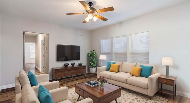 Photo of 707 Park St, Commerce, TX 75428