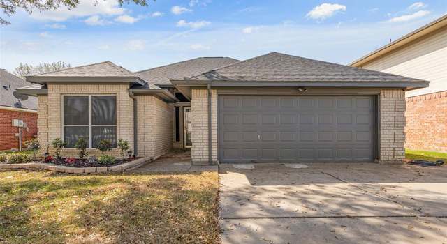 Photo of 4228 Heritage Way Dr, Fort Worth, TX 76137