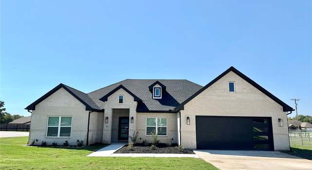 Photo of 303 Third, Lindsay, TX 76250