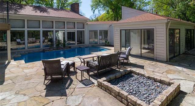 Photo of 10814 Dove Brook Cir, Dallas, TX 75230