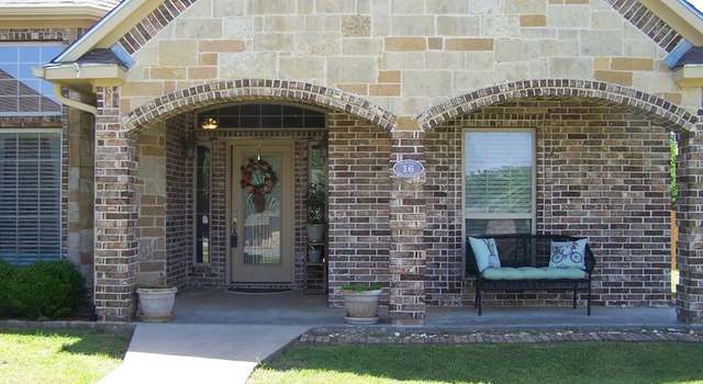 Photo of 16 Cedar Bayou Cir, Pottsboro, TX 75076