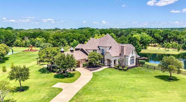 Photo of 800 Manor Dr, Argyle, TX 76226