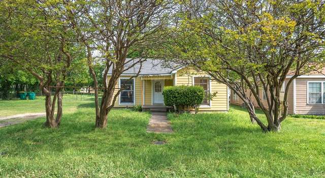 Photo of 313 Hickerson St, Cedar Hill, TX 75104