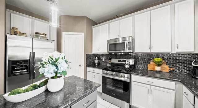 Photo of 812 Creekside Dr, Little Elm, TX 75068