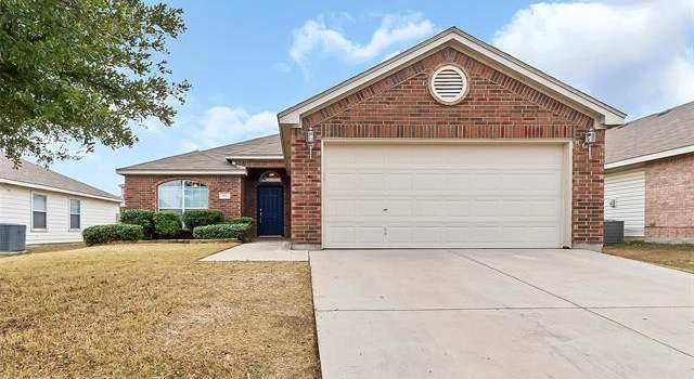 Photo of 901 Poncho Ln, Haslet, TX 76052