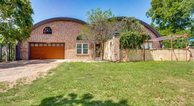 Photo of 705 24th St, Joshua, TX 76058
