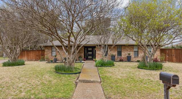 Photo of 1901 Sussex Dr, Carrollton, TX 75007