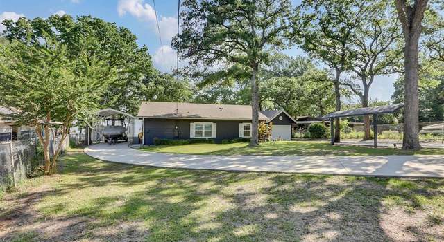 Photo of 272 Shoreline Dr, Azle, TX 76020