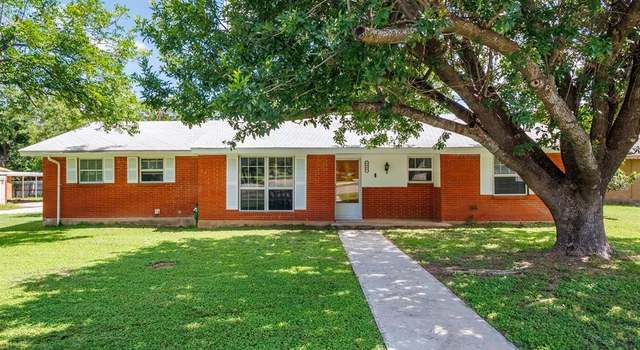 Photo of 3900 Oakdale Dr, Brownwood, TX 76801