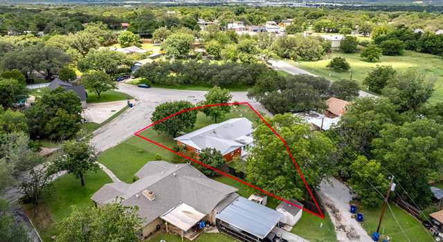 Photo of 3900 Oakdale Dr, Brownwood, TX 76801