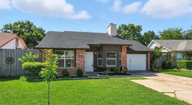Photo of 1404 Thackery Dr, Arlington, TX 76018