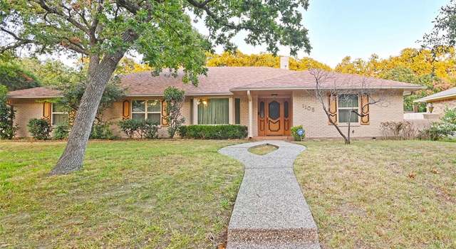 Photo of 1105 Ridgecrest Cir, Denton, TX 76205