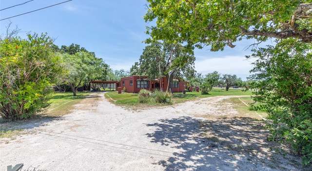 Photo of 817 Tanglewood Dr, Clyde, TX 79510