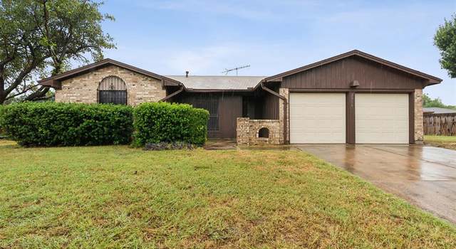 Photo of 2313 Windsor Ct, Bedford, TX 76022