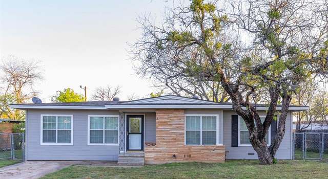 Photo of 616 E 10th St, Baird, TX 79504