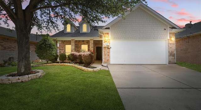 Photo of 1137 Fairweather Dr, Fort Worth, TX 76120