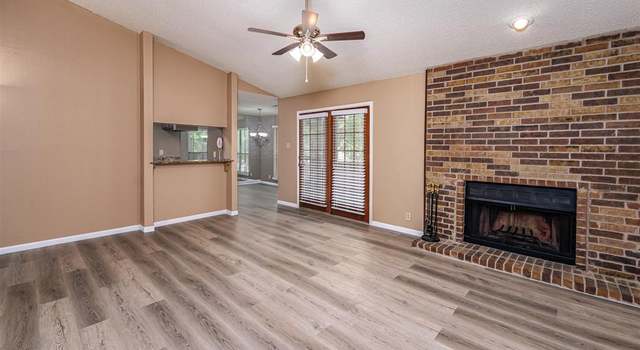 Photo of 1201 Harwell Dr #225, Arlington, TX 76011