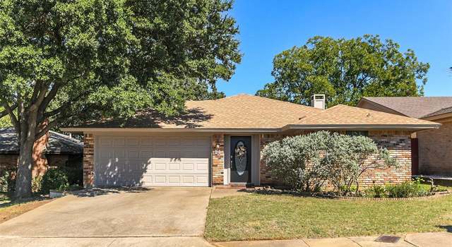Photo of 14 Los Colinas Ct, Pantego, TX 76013