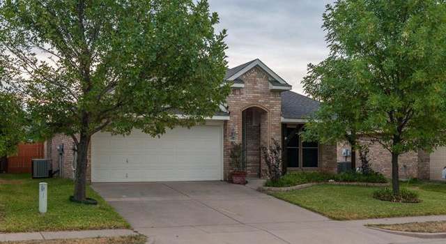 Photo of 1622 Hillside Dr, Waxahachie, TX 75165