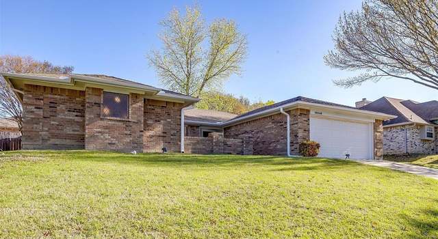 Photo of 10048 Regent Row St, Benbrook, TX 76126