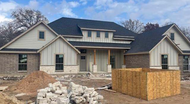 Photo of 1032 Knoxmiller Ct, Weatherford, TX 76088