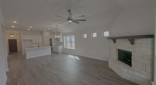 Photo of 608 Kyle Dr, Tioga, TX 76271